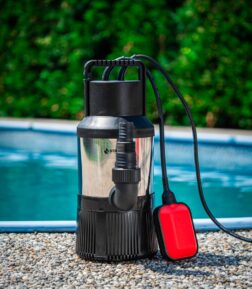 Szivattyú Strend Pro Garden MQ1200, 1100W, tiszta vízhez, 5500 l/óra, 10 m kábel